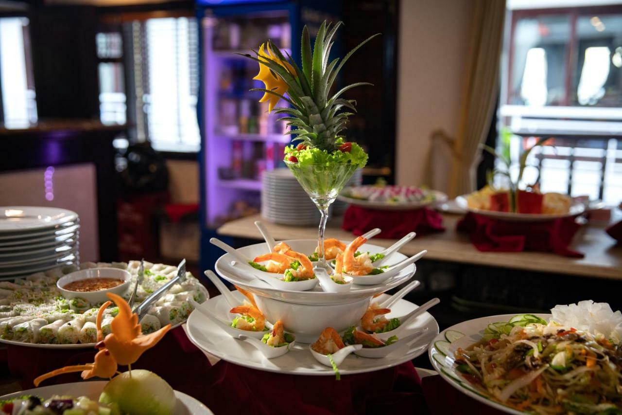Alisa Premier Cruise Hotel Ha Long Bagian luar foto
