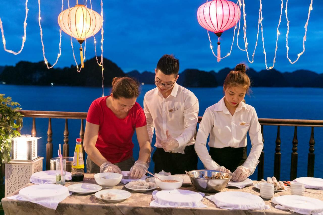 Alisa Premier Cruise Hotel Ha Long Bagian luar foto