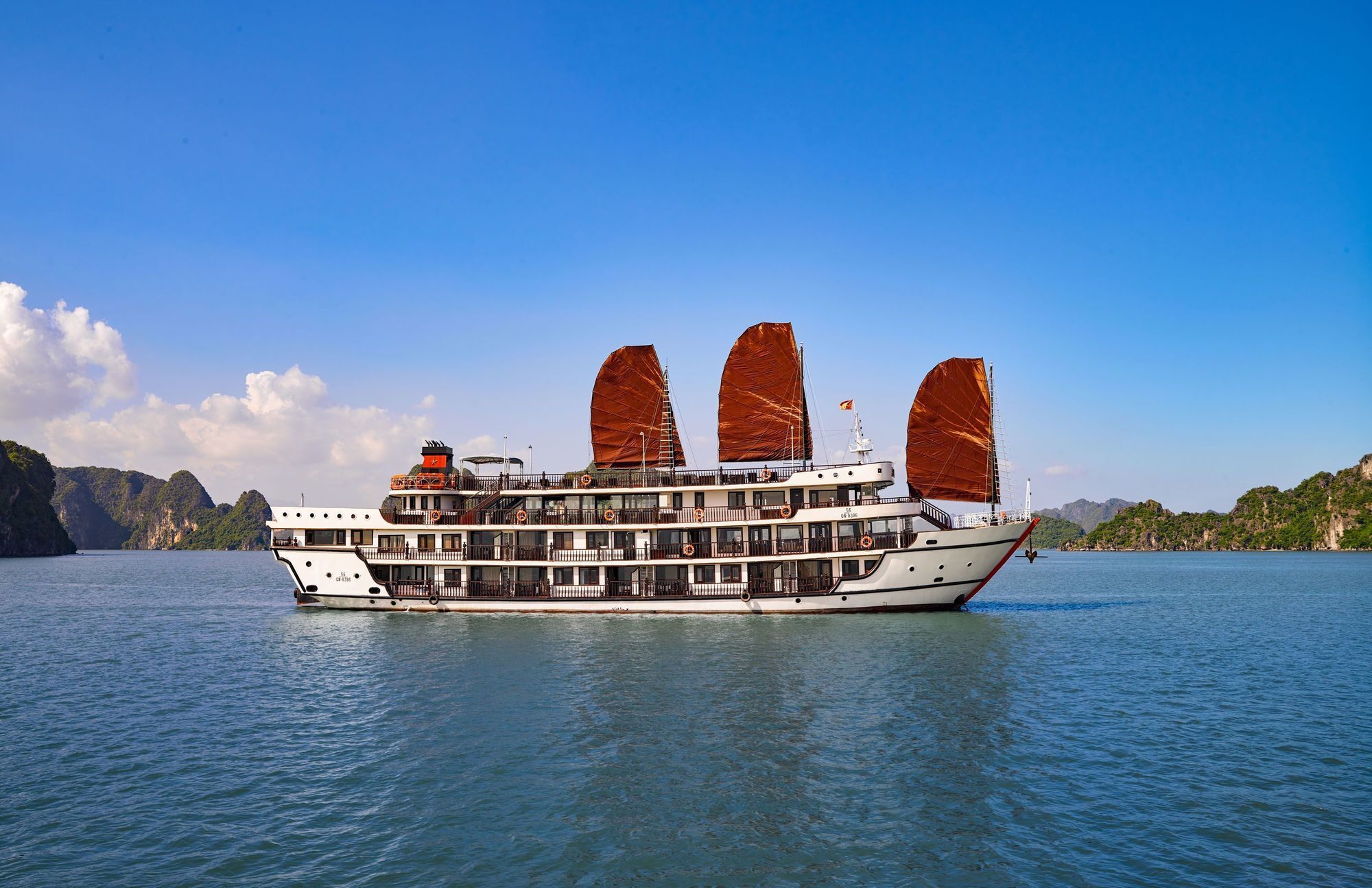 Alisa Premier Cruise Hotel Ha Long Bagian luar foto